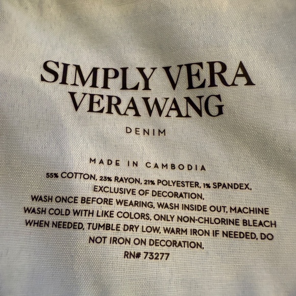Simply Vera Wang Denim Blue Jean Mid-Rise Shorts Stretch Embroidered Floral Sz 6 - Picture 7 of 9